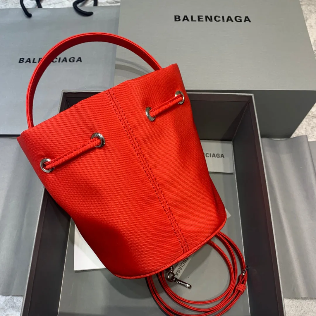 Balen Le Cagole Medium Bucket Bag In Red, For Women,  Bags 11.8in/30cm