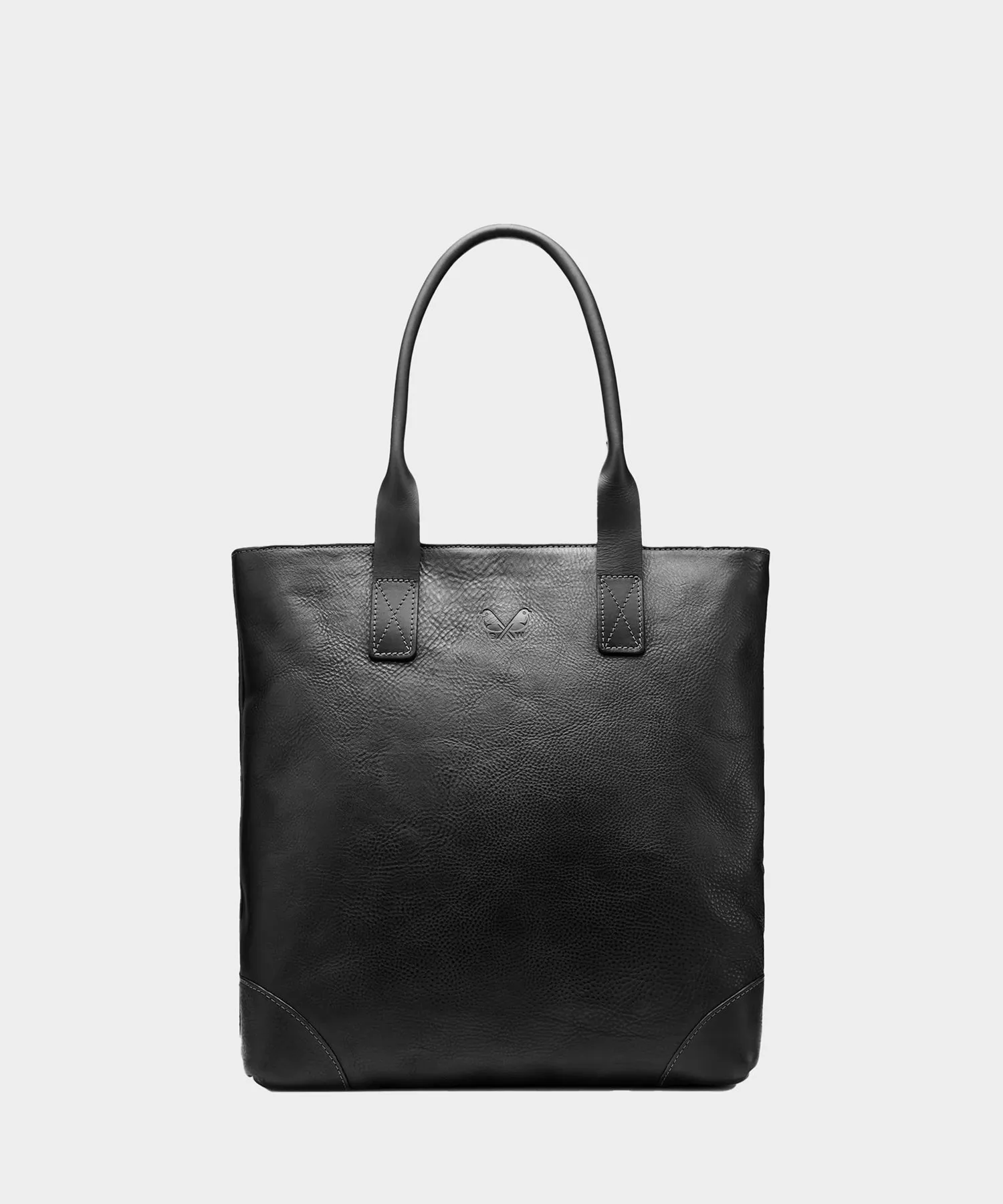 Bennett Winch Leather Tote in Black