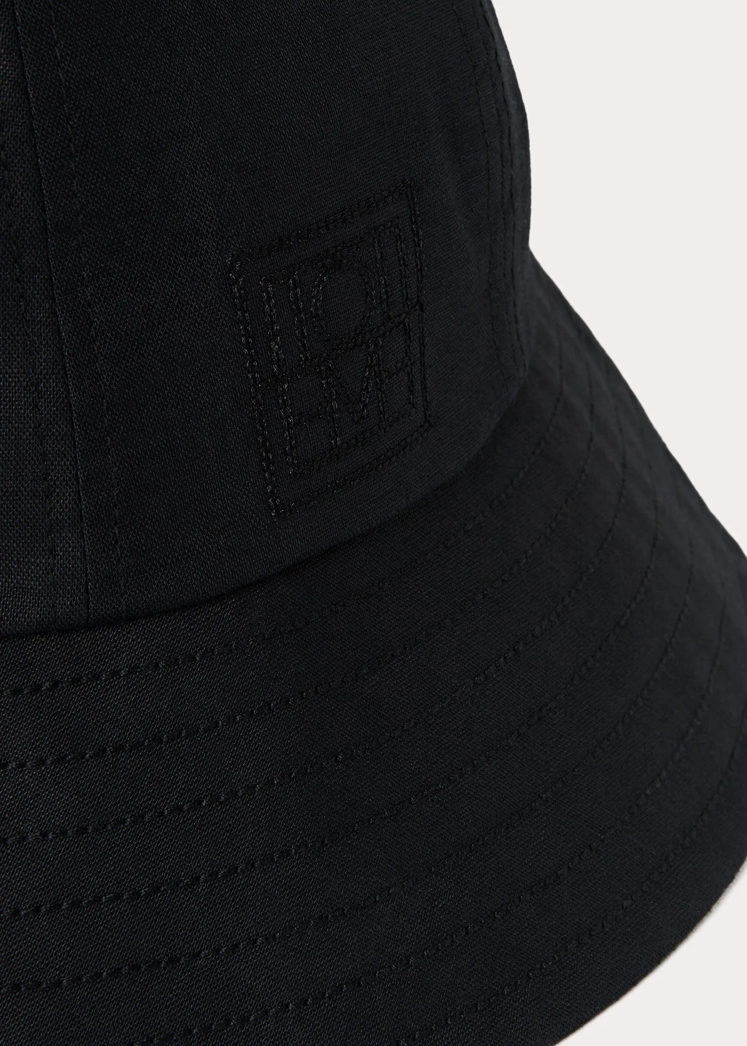 Bucket hat black