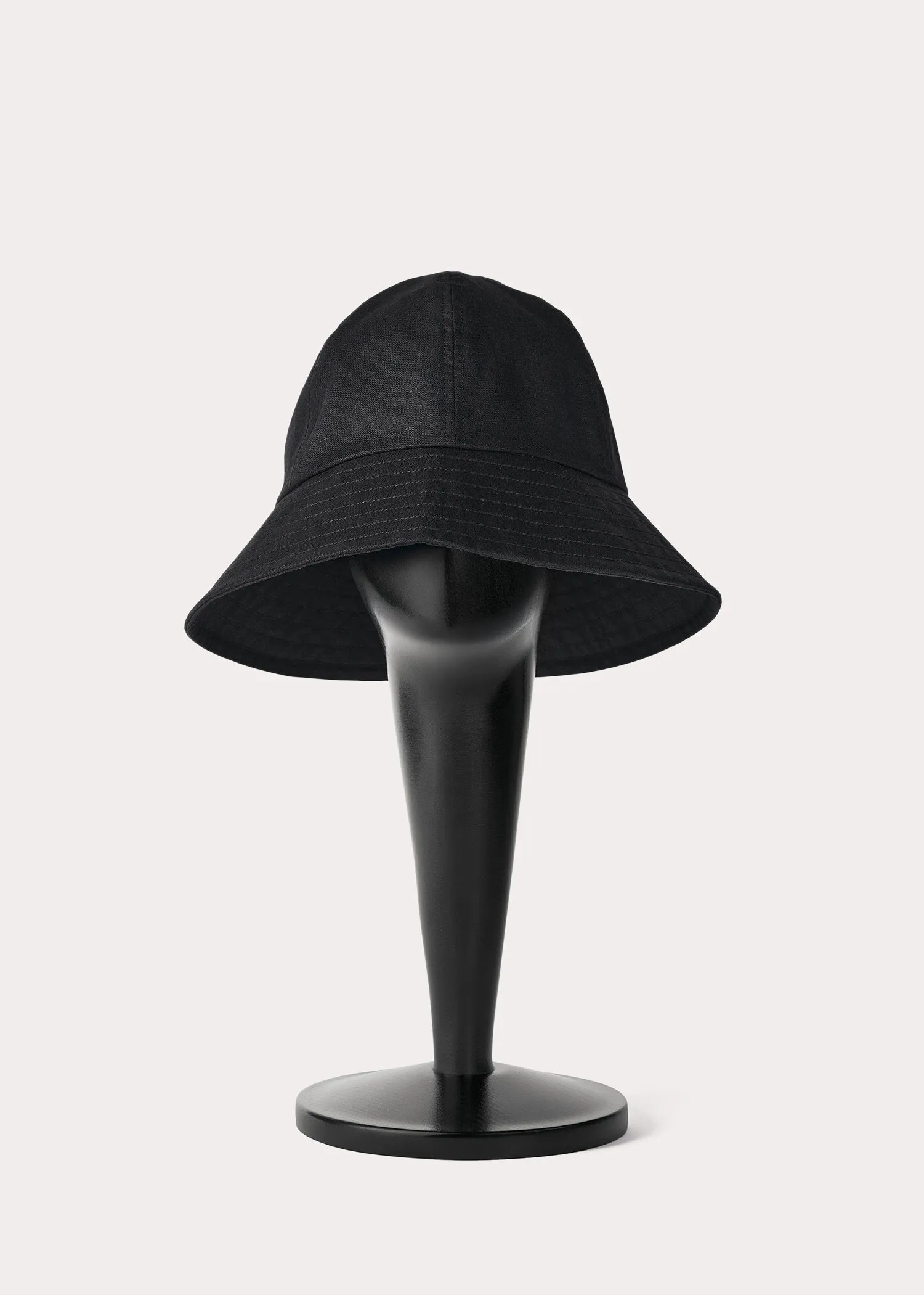 Bucket hat black