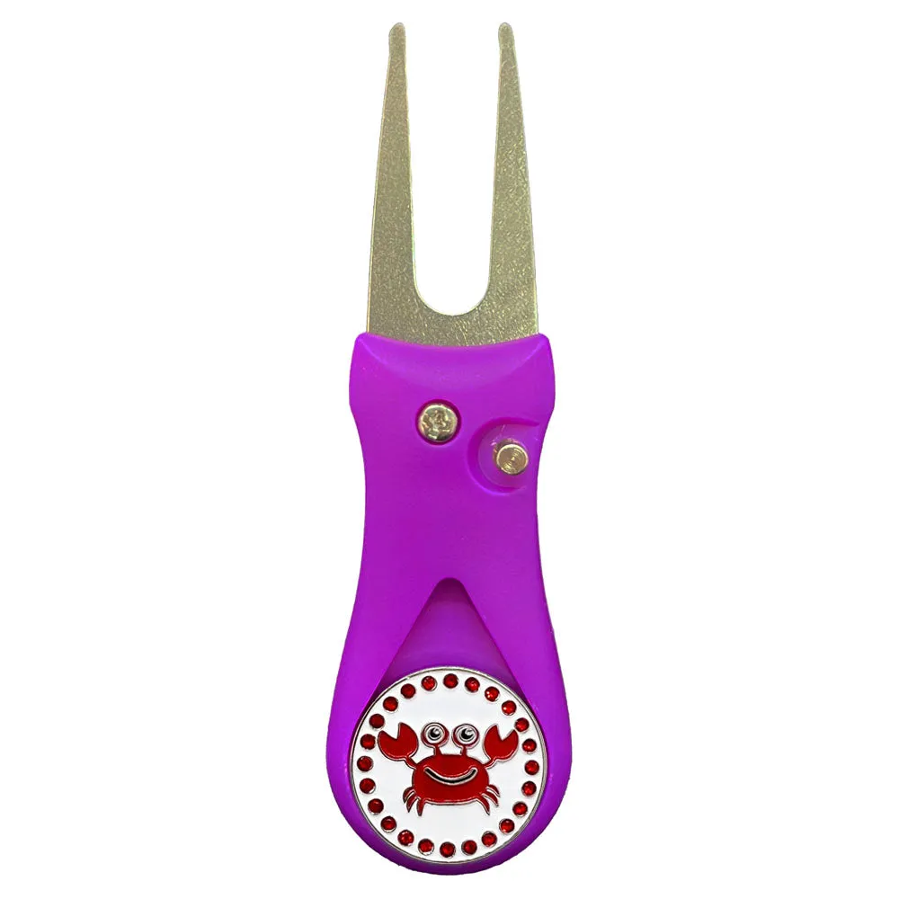 Crab Golf Ball Marker With Colored Divot Repair Tool