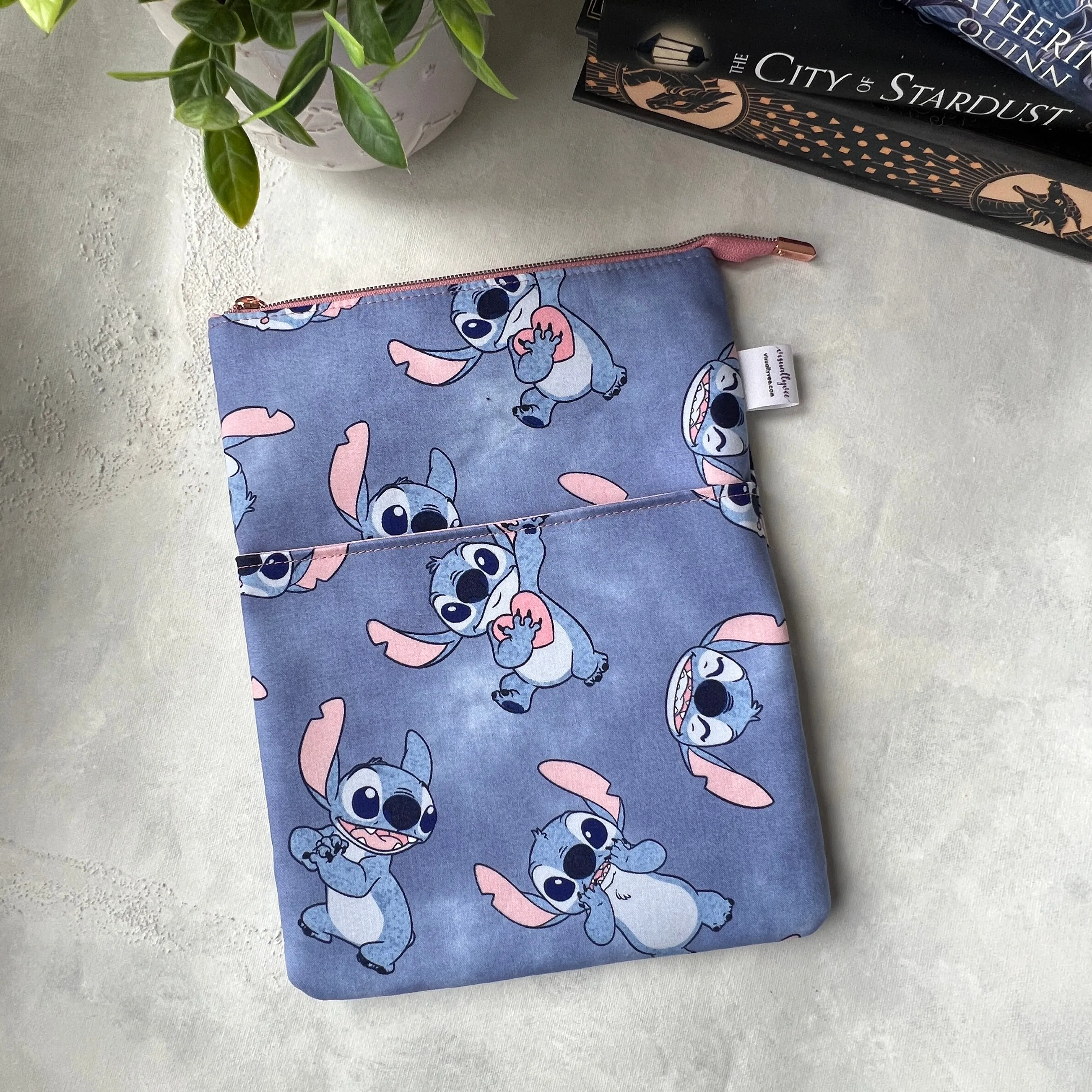 Lilo & Stitch -  Zippered Book Sleeve