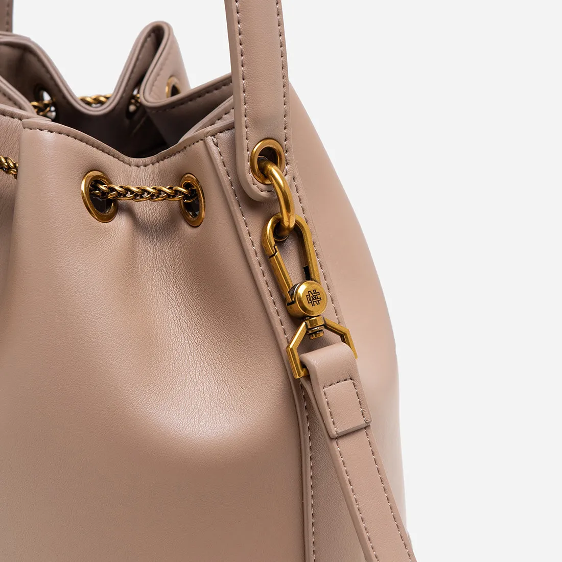 Maria Bucket Bag