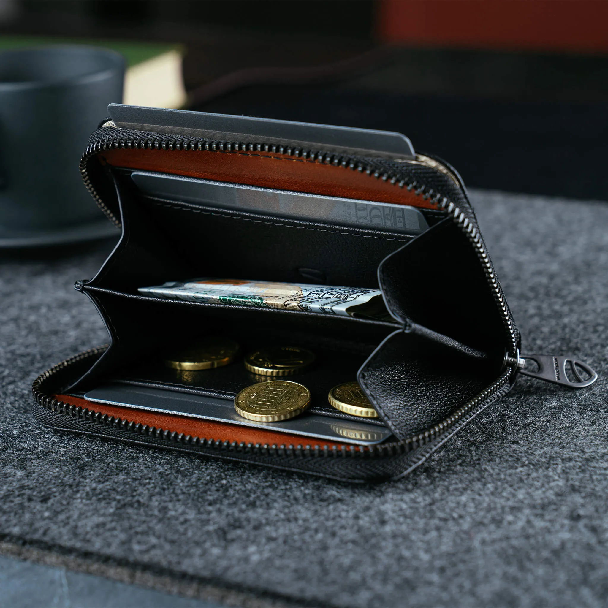 MAYFAIR Zipper Wallet